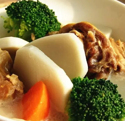 憶大(dà)廚-年(nián)糕闆鴨